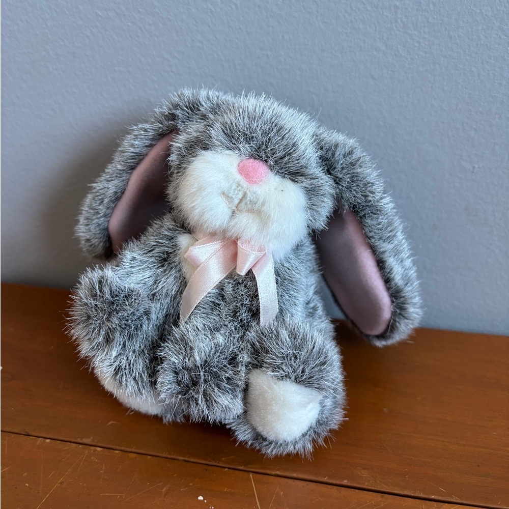Russ Mini Gray and White Stuffed Bunny 🐰 - Picture 1 of 8